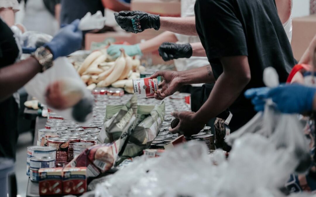Fast food restaurant transformed into food bank 